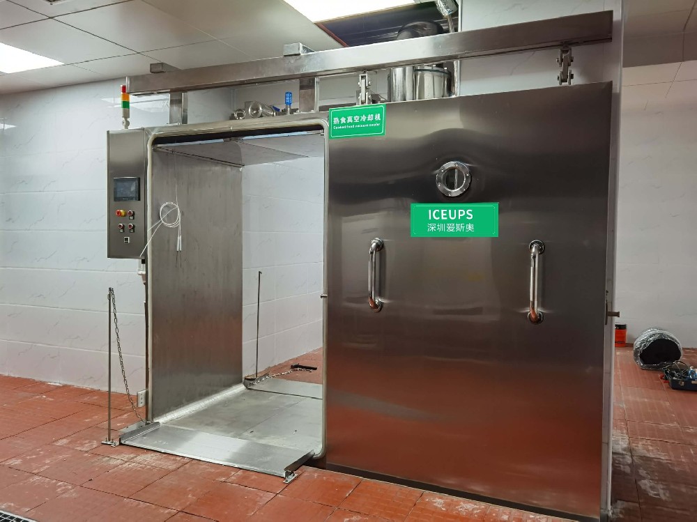 深圳愛斯奧高端熟食快速冷卻機(jī)，湖北大型食品公司預(yù)制菜項(xiàng)目，安裝調(diào)試完成，即將投入使用，96度以上高溫熟食冷卻到常溫幾分鐘內(nèi)完成，快速跳躍細(xì)菌繁殖溫度，完全避免二次污染，熟食保持原有口味，營(yíng)養(yǎng)成分不丟失。